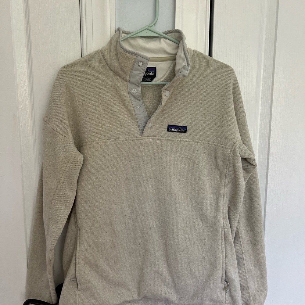 Patagonia Off-White Fleece Jacket